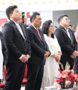 FB_IMG_1577322726970-888x1024