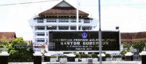 Kantor-Gubernur-Sulut-11-Juni-2013