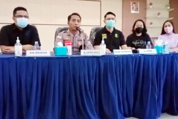 aec84325-a1db-460d-8ac6-78206a24d318