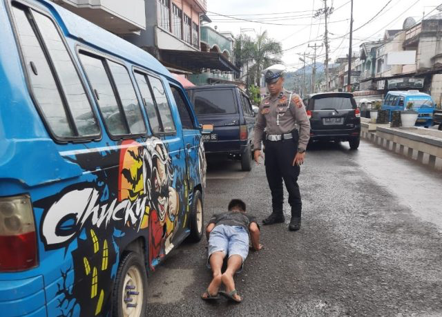 983C9D12-BC21-4199-9849-03DD88390FB2