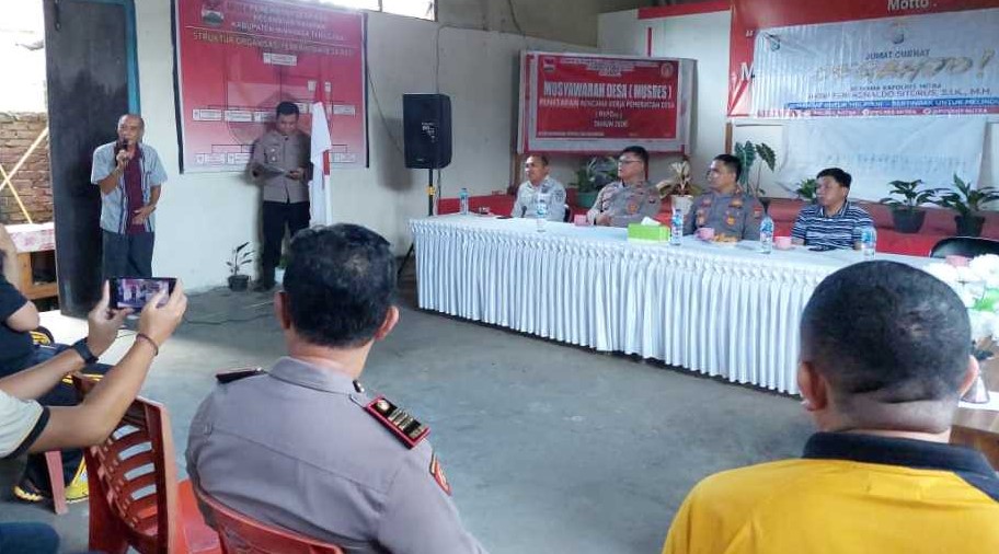 foto jumat curhat desa Rasi