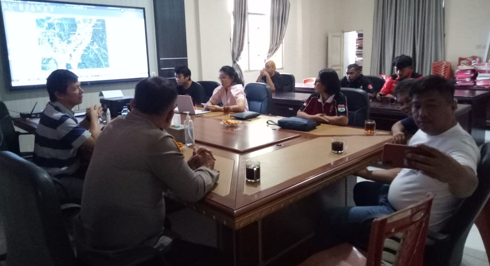 foto pertemuan Kadis PU Mitra