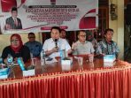 foto anggota dewan Cris Rumansi