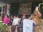 foto as satu bersama ketua TP PKK Mitra hadiri HUT Kecamatan Pasan