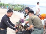 Pegawai PLN berokolaborasi dengan Pemerintah Provinsi Sulawesi Utara terus berupaya melakukan berbagai gerakan konsisten sebagai bentuk inisiatif dalam mengurangi jumlah sampah yang ada serta menjadi inisiatif kesadaran bagi masyarakat untuk melanjutkan gerakan yang sama