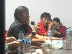 foto james Sumedap saat memberikan sambutan