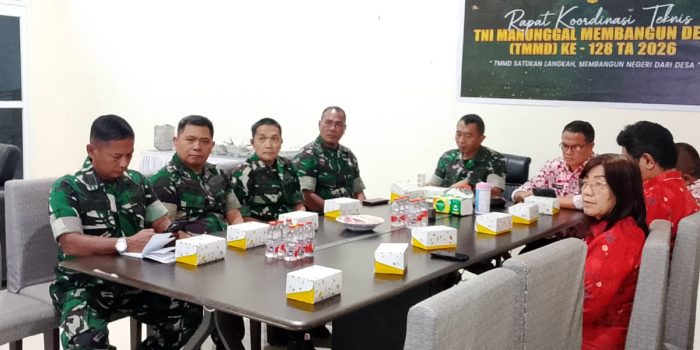 foto Dandim bersama sekda Mitra