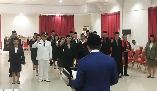 0907_bupati_lantik_pejabat1