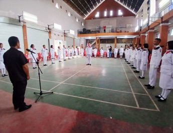 Camat Roki Gara Kukuhkan Calon Paskibraka Kecamatan Ratahan Timur 