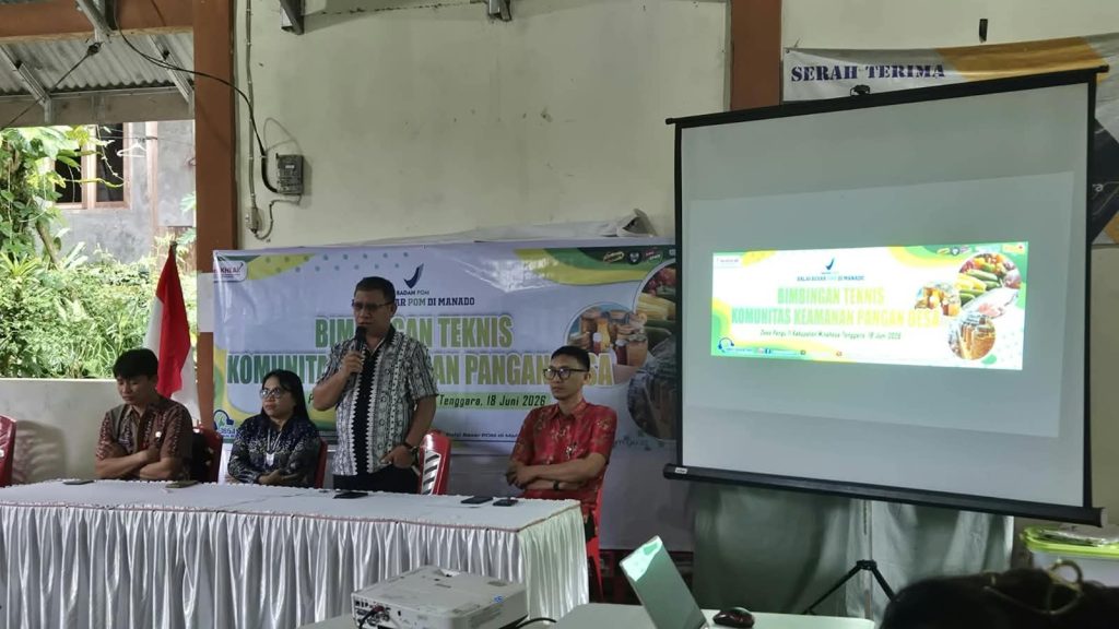 Foto Kumtua buka bimtek Desa Pangu Dua